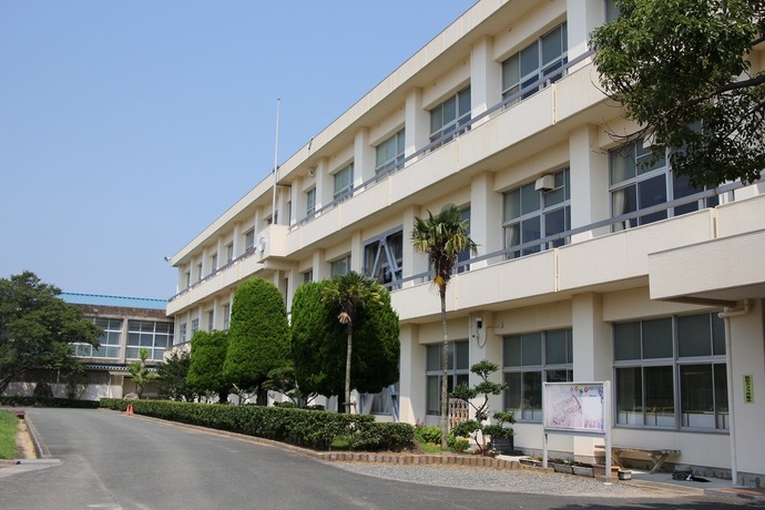 田原市立福江小学校