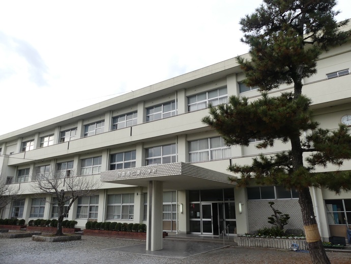 田原市立泉小学校