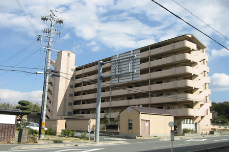 神戸久保川住宅の外観写真